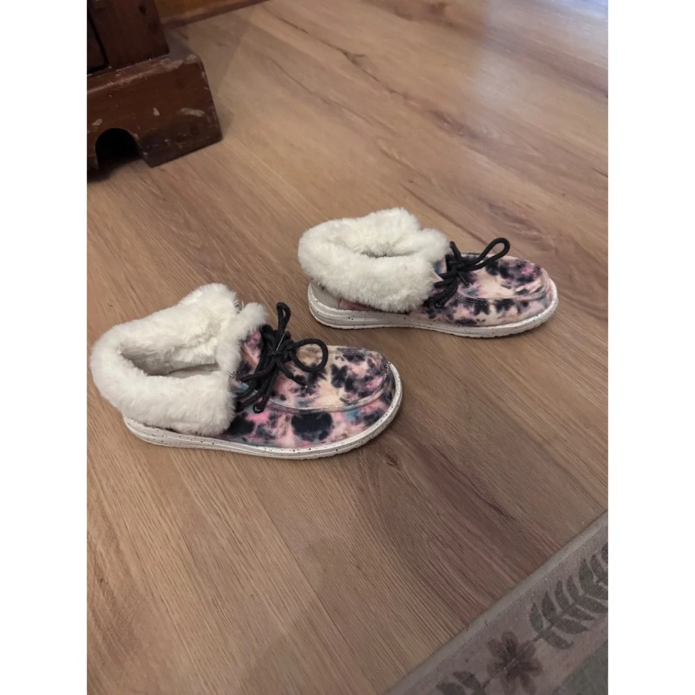 Hey Dude Wendy Youth Tie Dye Pink Purple Faux Fur Lined Slip On Loafers Shoes
